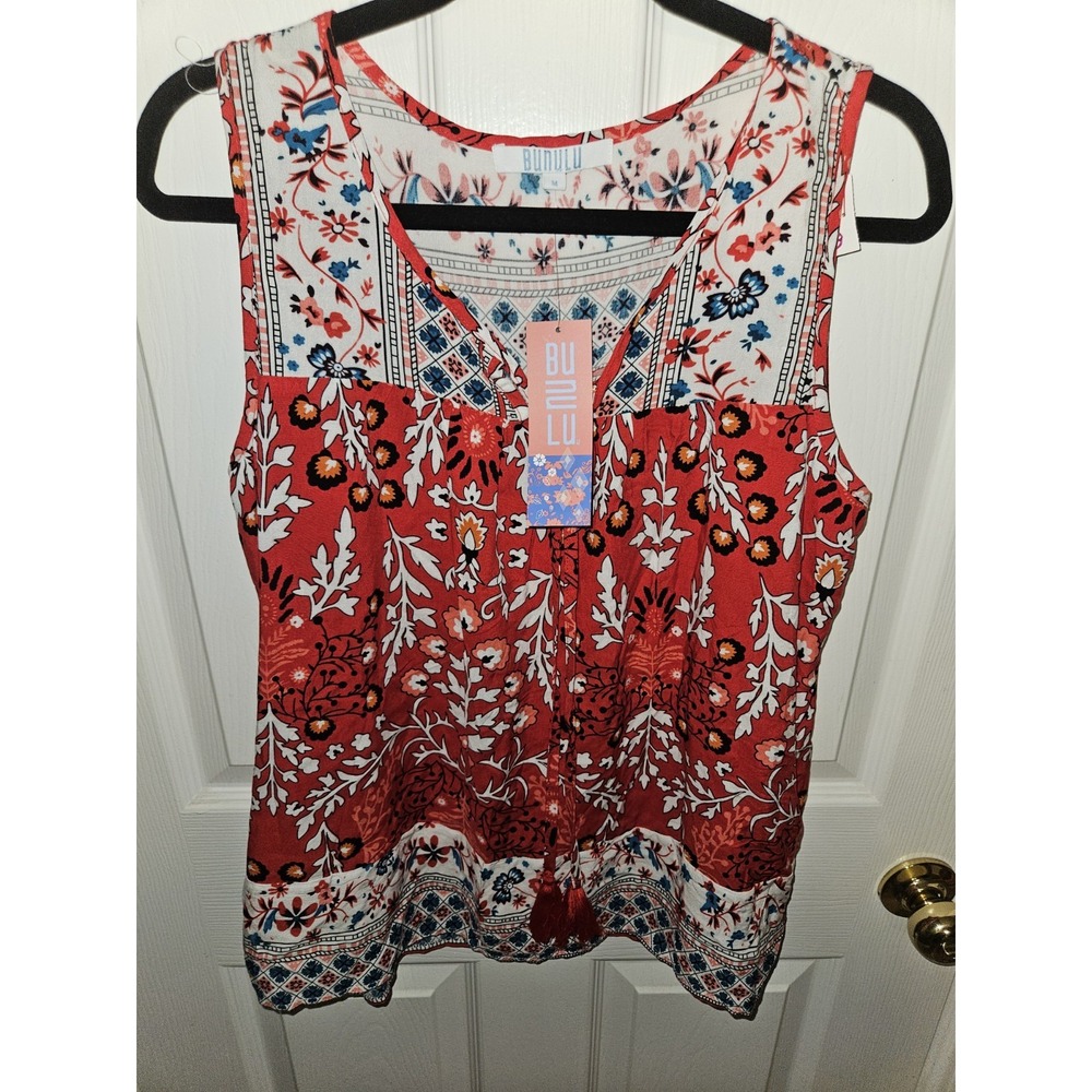 Boutique Boho Floral Sleevless Top By Bunulu Size Medium NWT